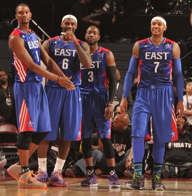 安东尼谈有机会加入詹韦波三巨头：我不能接受队内第四的角色